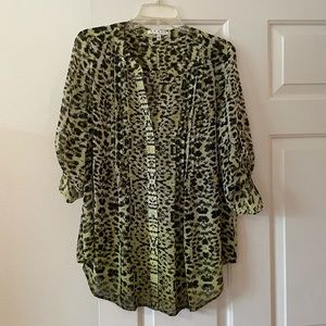 Chaus Sz L Blouse with print